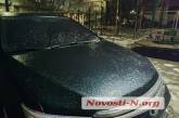 Ледяной дождь в Николаеве: дороги превратились в каток, в некоторых районах нет света