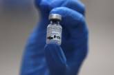 В Николаеве 102 медика одной больницы получили бустерную дозу вакцины от коронавируса