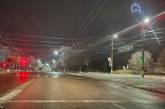 Гололед в Николаеве: за ночь на дороги высыпали около 70 т соли, часть потребителей остаются без света