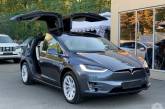 Tesla отзывает почти 500 тысяч электромобилей из-за дефектов