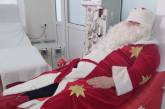 В Николаеве Дед Мороз пришел сдавать кровь в качестве донора