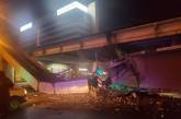 В центре Минска рухнул пешеходный мост (видео)