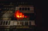 В Киеве при пожаре мужчина выпал из горящей квартиры на 7 этаже