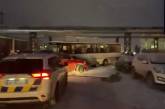 В Южноукраинске возле АЭС столкнулись Toyota и автобус: водителя забрала «скорая»