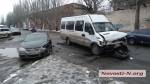 В&nbsp;Николаеве столкнулись автомобиль Volkswagen Passat и маршрутка 44-го маршрута Iveco