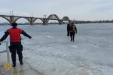 В Днепре 17-летний парень провалился под лед: тело из реки достали на следующий день
