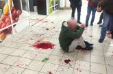 В торговом центре Полтавы произошла поножовщина: один человек умер, еще один ранен. 18+