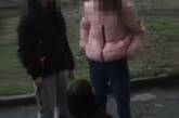 В Бердянске избили 13-летнюю девочку: происходящее снимали на видео