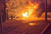 В Первомайске горит перевернувшийся бензовоз: есть угроза пожара на АЗС