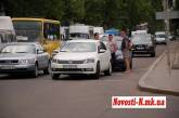 В центре Николаева не разминулись «Фольксваген» и  Dacia