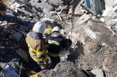 В Николаевской области из-под завалов разрушенной авиаударом школы вытащили тела 7 погибших