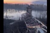 Между Киевом и Черниговом разбомбили мост (видео)