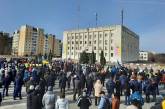 РФ вторглась в Славутич, жители вышли на протест (видео)
