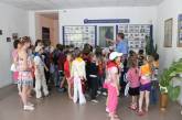 Милиционеры поздравили детей Николаевщины с праздником
