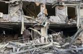 В Одессе серия взрывов: сообщается о «прилетах» в жилые кварталы, горит торговый центр