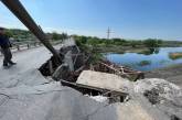 В Николаевскую область приехал замглавы ОП: он осмотрел разрушенные мосты