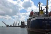 В Мариуполе оккупанты пытаются возобновить работу порта