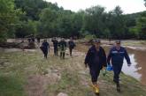 В Тернопольской области ливнем смыло в реку автомобиль: 3 погибших, в том числе двое детей