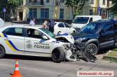 В центре Николаева полицейский автомобиль протаранил «Хюндай»