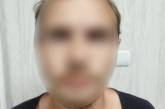 В Николаеве бывший уголовник с ножом напал на девушку и требовал деньги