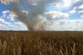 В Николаевской области из-за обстрелов горели жилой дом, поле с пшеницей и трава