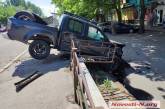 В Николаеве столкнулись три автомобиля – двое пострадавших
