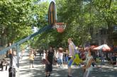 В Николаеве проходит отборочный этап турнира по уличному баскетболу