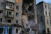 Ракетный удар по многоэтажке в Харькове разрушил подъезд: новые подробности