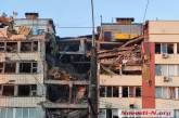 Ворожа ракета зруйнувала готель у Миколаєві (відео)