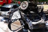 В Запорожье пьяный водитель BMW разбил несколько авто и сбил людей на обочине: 1 погиб, 6 ранены (фото 18+)