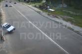 У Києві п'яний водій влетів у відбійник (відео)