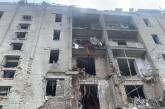 З'явилося фото та відео зруйнованої ворожою ракетою п'ятиповерхівки у Вознесенську