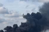Оккупанты обстреливают Харьков - сообщается о трех взрывах и пожаре