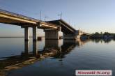 Оккупанты запустили три ракеты в Ингульский мост в Николаеве