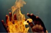 У Первомайському районі чоловік облив знайому бензином та підпалив недопалком: вона померла