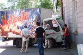 В центре Одессы грузовик с кондитерскими изделиями врезался в здание ФОТО