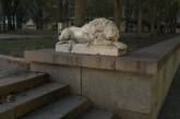 В Николаеве знаменитых каменных львов уберут из Каштанового сквера до конца войны