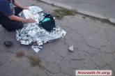 Обстріл зупинки у Миколаєві: двоє загиблих та 12 поранених