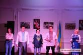 Николаевские артисты подарили концертную программу ко Дню учителя (фоторепортаж)