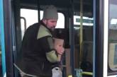 В Николаеве перепрофилировали эвакуационные автобусы: стало известно, для чего (видео)
