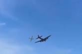 На авіашоу в США зіткнулися два ретро-літаки (відео)
