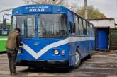 В Николаеве трамваи и троллейбусы снова развозят воду, но для пассажиров они пока не работают