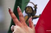 Іран перегляне закон про хіджаб на тлі протестів