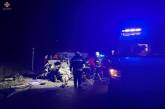В Хмельницкой области столкнулись легковушка и грузовик: трое погибших