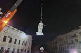 В Одессе снесли памятник Екатерине II и полководцу Суворову (фото, видео)