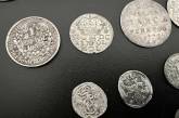 З України до Польщі намагалися незаконно вивезти 18 старовинних монет