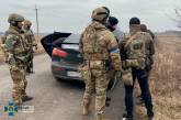 СБУ нейтралізувала угруповання, яке допомагало росіянам міняти награбовані в Україні гривні