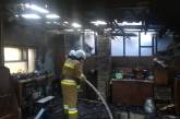 В Березанке горел гараж: очевидцы вынесли труп мужчины