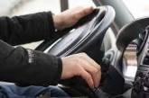 В Україні для водіїв хочуть запровадити ще одну сувору вимогу: за порушення – штраф