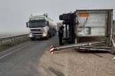 На трассе в Одесской области в двух ДТП с фурами погибли три водителя (фото)